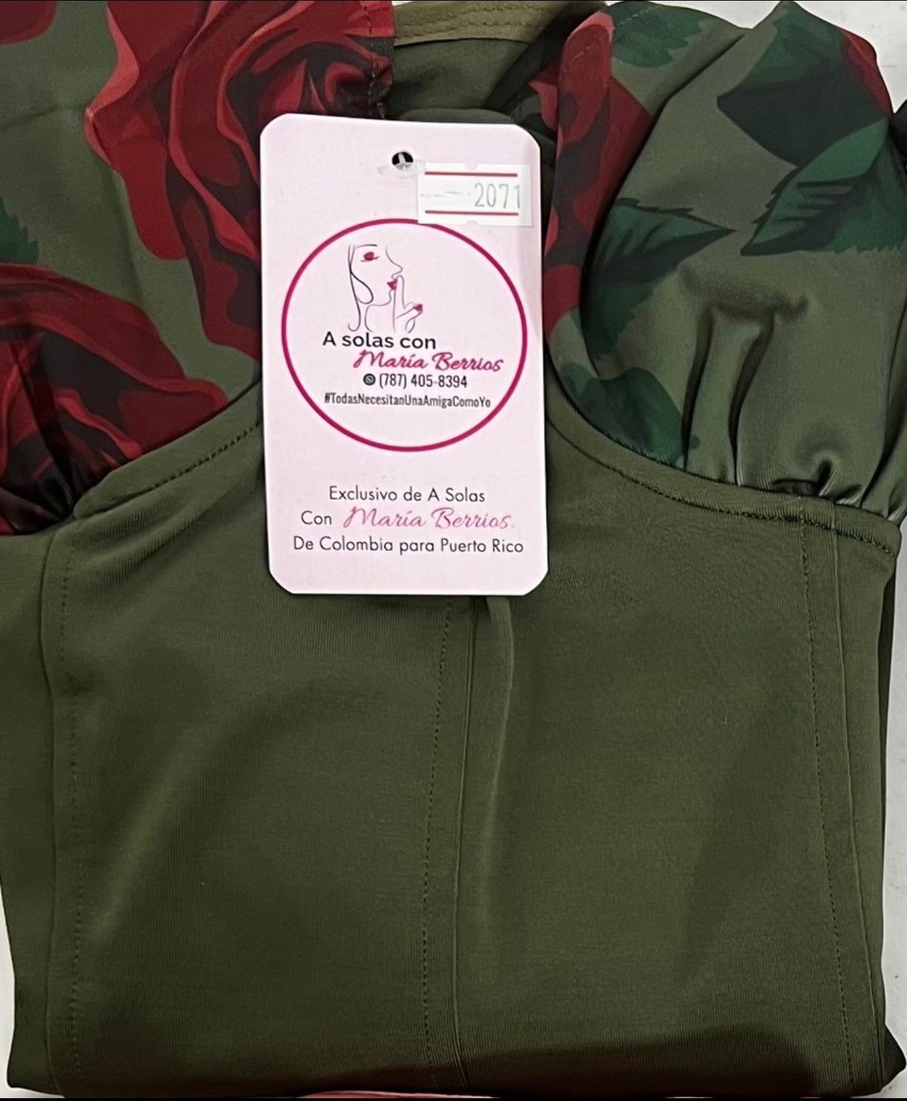 Body - Suite,  Unicolor con detalle de Estampado de flores.