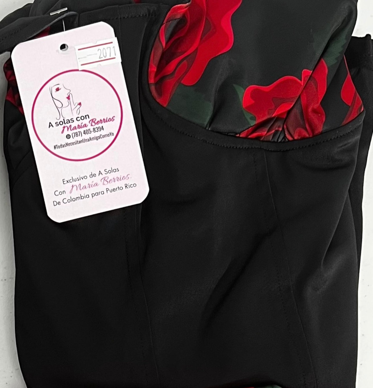 Body - Suite,  Unicolor con detalle de Estampado de flores.